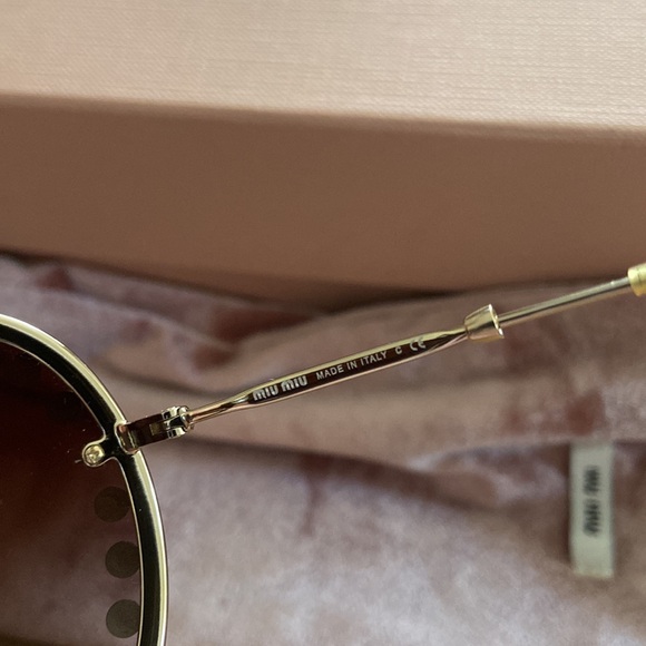 Miu Miu  Sunnies - Picture 7 of 13